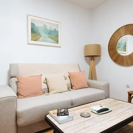 Apartment Aitana's Retreat With Charming Garden