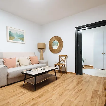 Aitana's Retreat With Charming Garden * Seville
