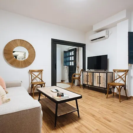 Apartment Aitana's Retreat With Charming Garden *