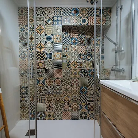 Aitana's Retreat With Charming Garden Apartment Seville