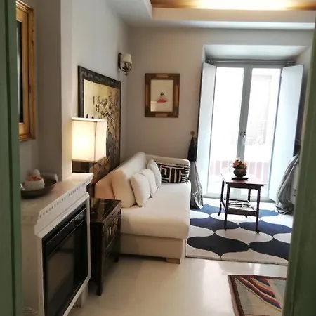 Duplex And Terrace Overlooking Giralda *