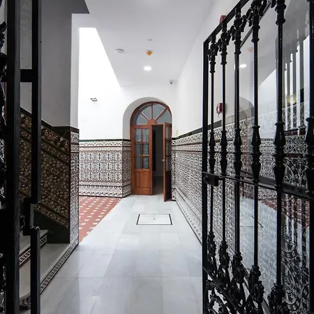 Le Petit Palue Seville