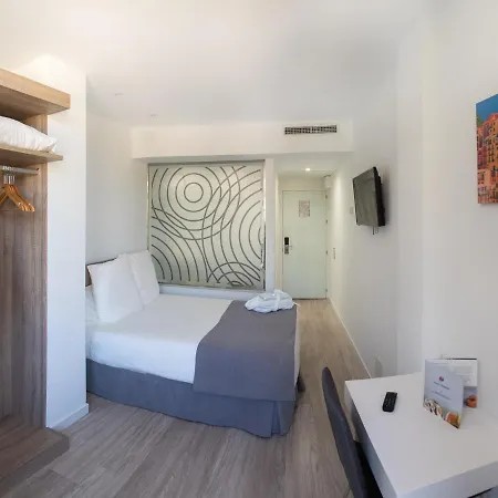Pasarela Ξενοδοχείο 4*