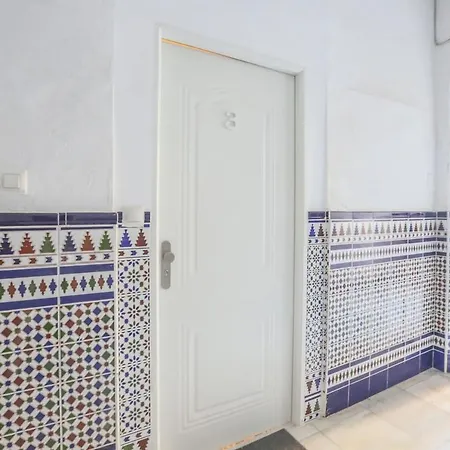 Apartamento Corazón De Triana. Loft Estiloso Y Confortable.