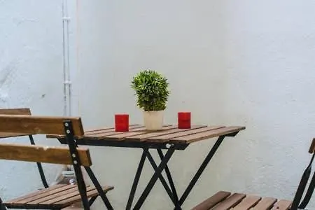Apartment 13 Calle San Jacinto