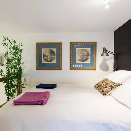 Pretty Duplex In Bohemian District-city Center * Seville