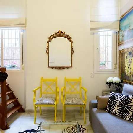 Pretty Duplex In Bohemian District-city Center *