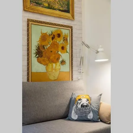 Pretty Duplex In Bohemian District-city Center Apartment *