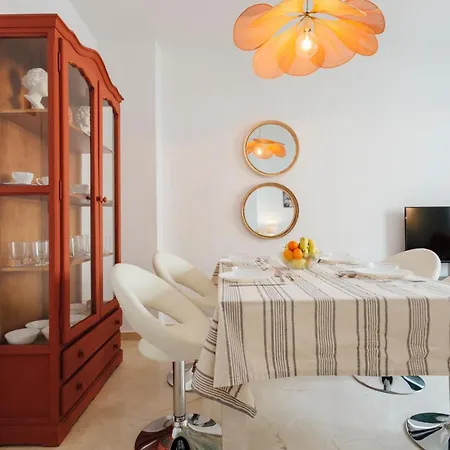 Apartment Reformed And Bright- 2bdr 1bth- Nervion Seville