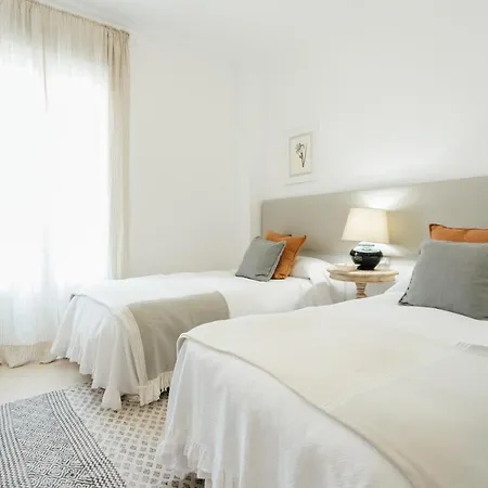 Apartment Reformed And Bright- 2bdr 1bth- Nervion Seville