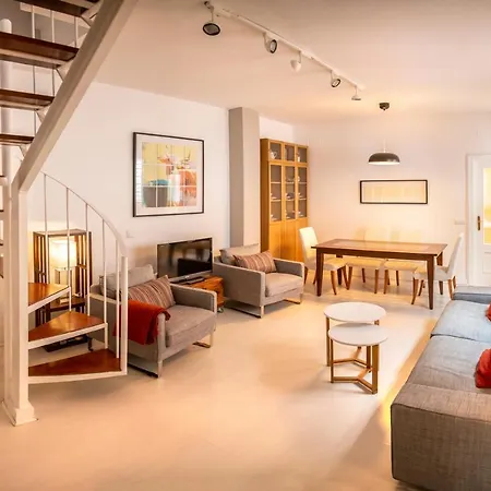 Centuria Macarena, Apartamento Duplex Apartment Seville
