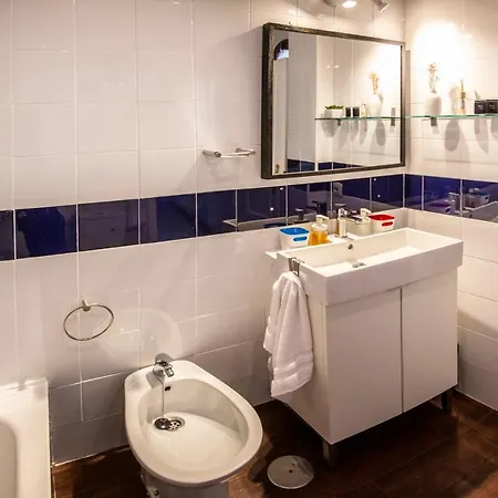 Centuria Macarena, Apartamento Duplex Seville