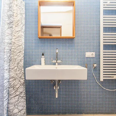Lf Parking Incluido Amplio Loft En Barrio Santa Cruz