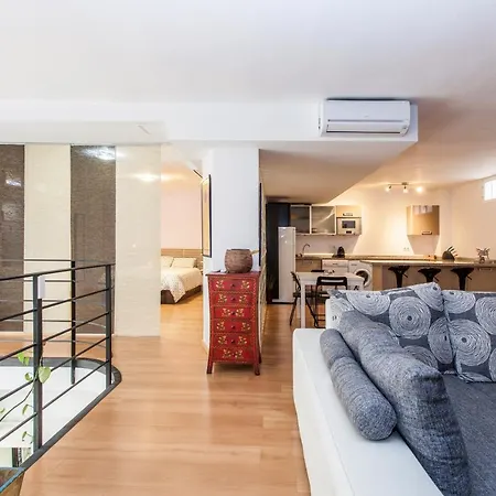 Lf Parking Incluido Amplio Loft En Barrio Santa Cruz Seville