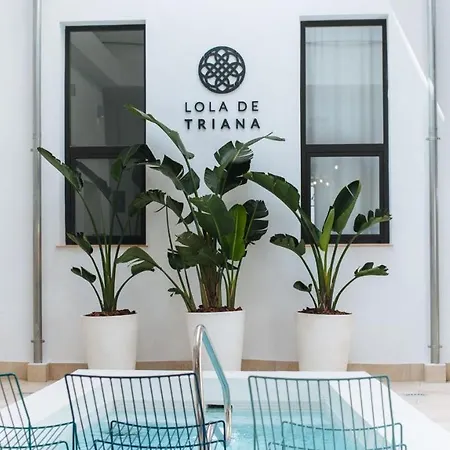 Lola De Triana * Seville