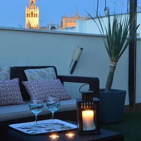 Homeyseville-amazing Penthouse Giralda Views 8 Pax, Parking Optional * Sevilla