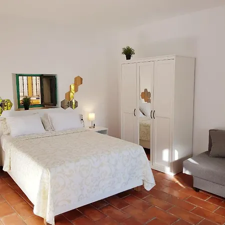 Apartament Patio Andaluz Siglo Xvi *