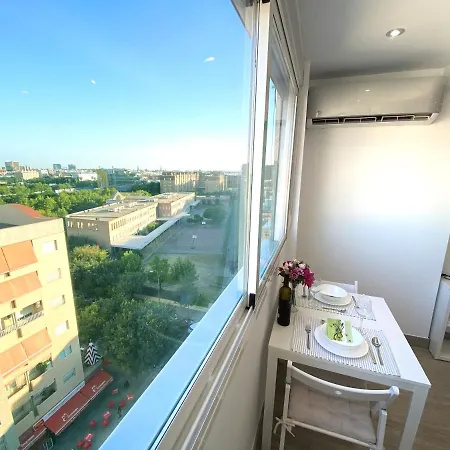 Residencial Santa Justa - Vacacional * Sevilla