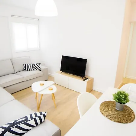 Rentalsevilla Tadeo Soler Apartment