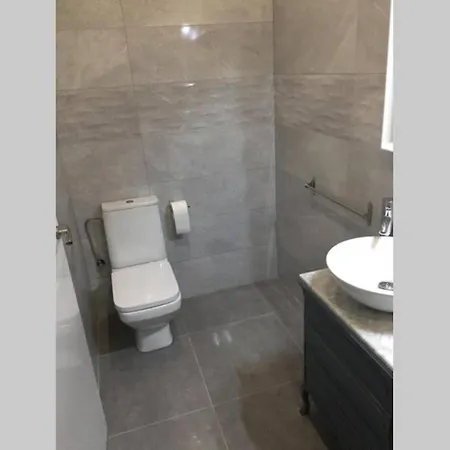 Casa Reformada Con Terraza/wifi/aire Acondicionado Seville