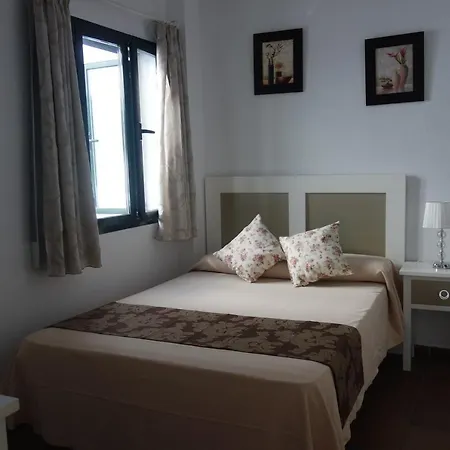 Hotel Dona Lina 2* Seville