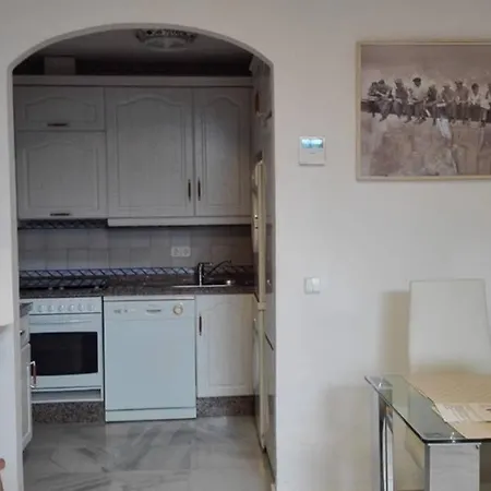 Apartment 1 Minute From Cathedral. Feel The Heart Of *