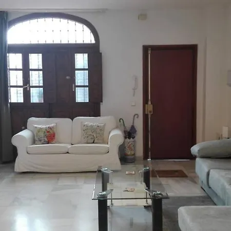 1 Minute From Cathedral. Feel The Heart Of Seville
