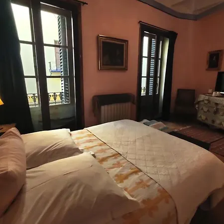 Guest house Casa Del Buen Viaje - Buleria Familiar Seville