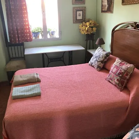 Апартаменты Bonitas Habitacions En Piso Compartido Casa Antonio Севилья