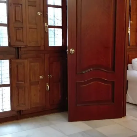 1 Minute From Cathedral. Feel The Heart Of Apartment *