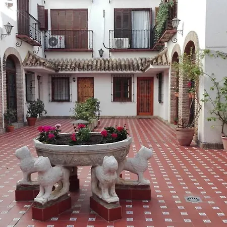 Apartment 1 Minute From Cathedral. Feel The Heart Of Seville