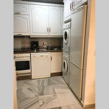 Apartment 1 Minute From Cathedral. Feel The Heart Of *