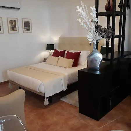 Turisticos Convento De San Cayetano Apartment