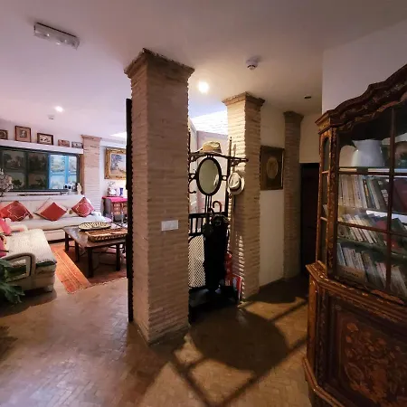 Casa Del Buen Viaje - Buleria Familiar Guest house Seville