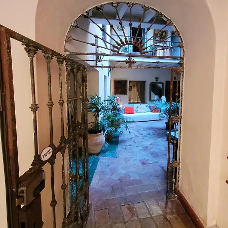 Casa Del Buen Viaje - Buleria Familiar Seville