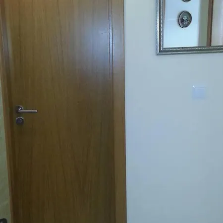 Διαμέρισμα Alleanza, Puerta A Santa Cruz Σεβίλλη
