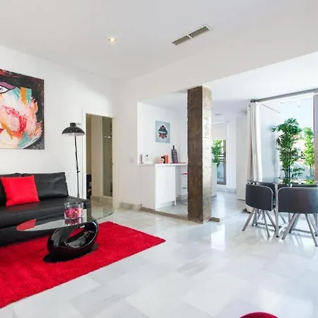 Aticos Magdalena Apartment *