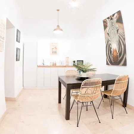 Holiday home Monkeys Luxury Triana House *