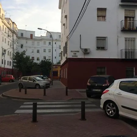Women Only - Solo Mujeres Homestay Seville