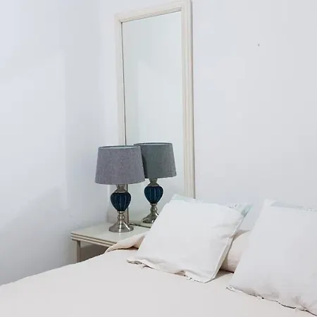 Apartment Apartamentos Sevilla Seville