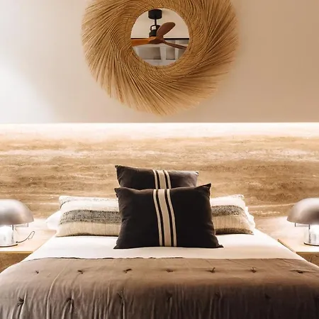Apartment R26 *