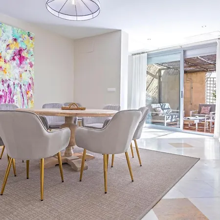 Genteel Abades Apartment Seville