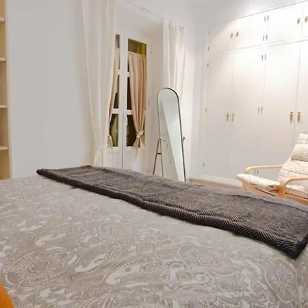 Apartment Next To Catedral