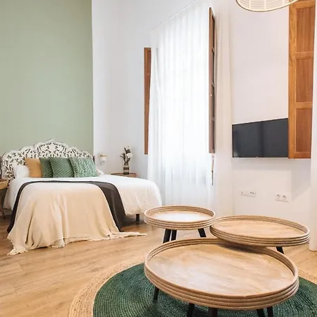 Lola De Triana Apartment *