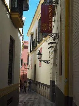 Alcantara Hotel 2*
