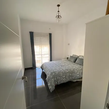 Casa Reformada Con Terraza/wifi/aire Acondicionado Holiday home Seville