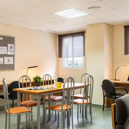 Micampus Upo Celestino Mutis Student Apartment Seville
