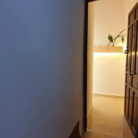 Appartement San Roque. Street Lecha Marzo. *