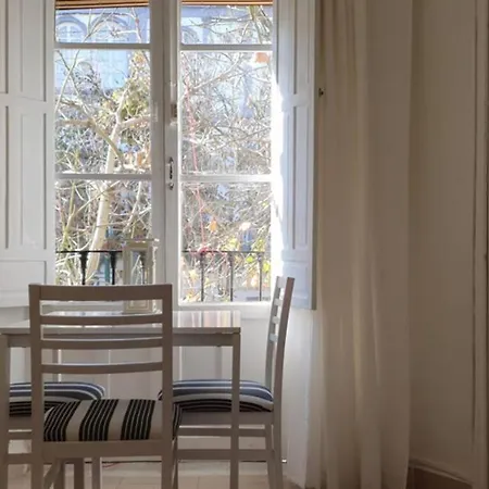 San Roque. Street Lecha Marzo. Appartement