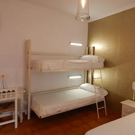 Arias Guest house
